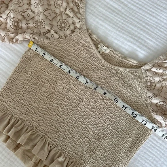 Mason & Belle Smocked Crochet Cap Sleeve Peplum Ruffle Hem Top in Ivory, Large - Picture 6 of 10